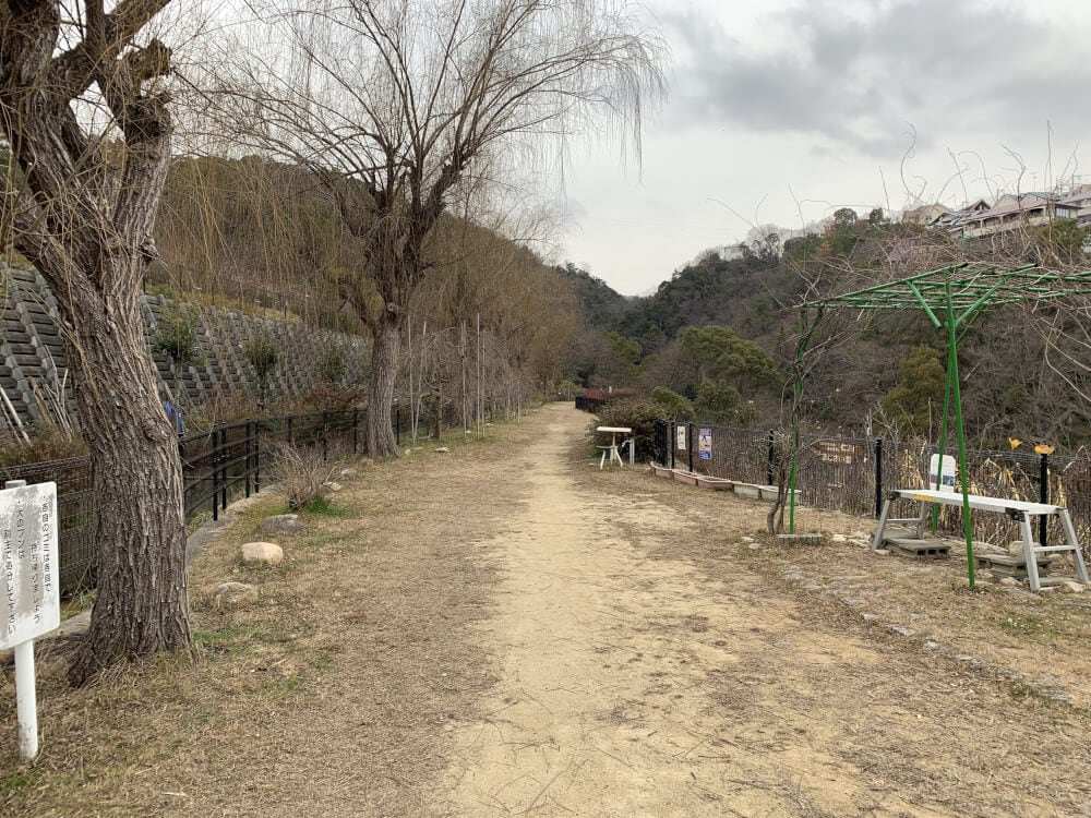 仁川百合野町の「地すべり跡地」【西宮フォト】 西宮つーしん 仁川百合野町の「地すべり跡地」【西宮フォト】 西宮つーしん